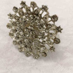 PORTA GUARDANAPO METAL ANEL GD PRATA C/STRASS