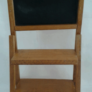 ESCADA RÚSTICA COM LOUSA PQ