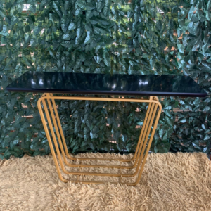 APARADOR PALITO  MDF PRETO C/PÉ DOURADO 120X35X78