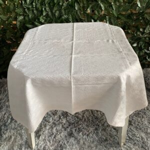 TOALHA QUADRADA BRANCA DECORADA SEM BARRA 1,5MTS
