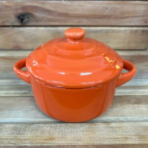 CAÇAROLA DE PORCELANA LARANJA C/TAMPA 13X10X5 CM