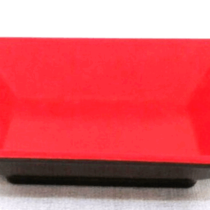 EMPRATADO COD. 41 - RETANGULAR 12X10 PRETO E VERMELHO MELANINA