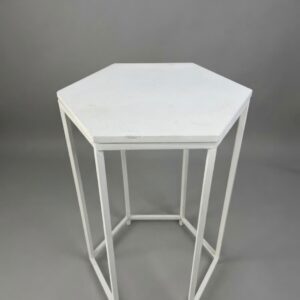 MESA CUBO SEXTAVADA BRANCA COD 02 G 70X50X30
