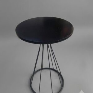 MESA GARDEN PRETA MD 40 DIAM X60 ALT